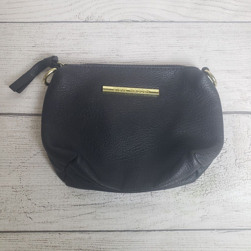 Steve Madden Small Black Coin Purse Wristlet Pebble Faux Leather No Strap